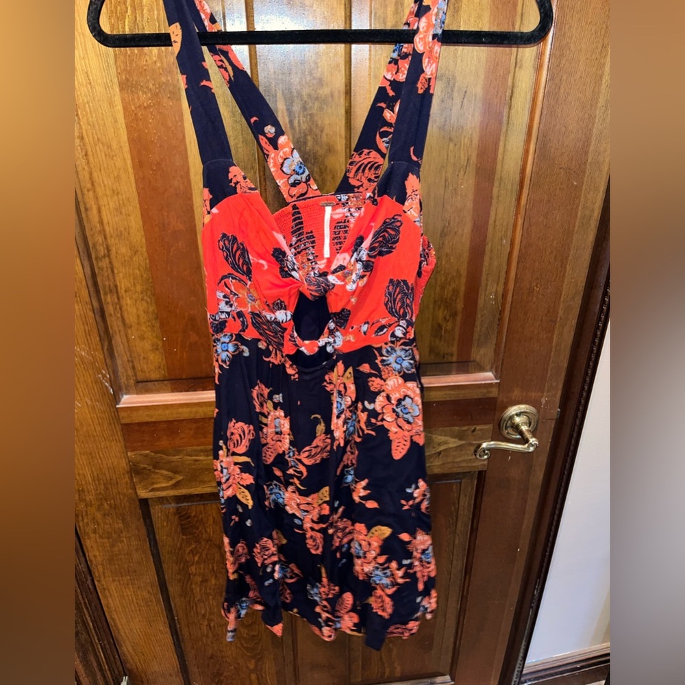 Free people floral dress with cutouts in back